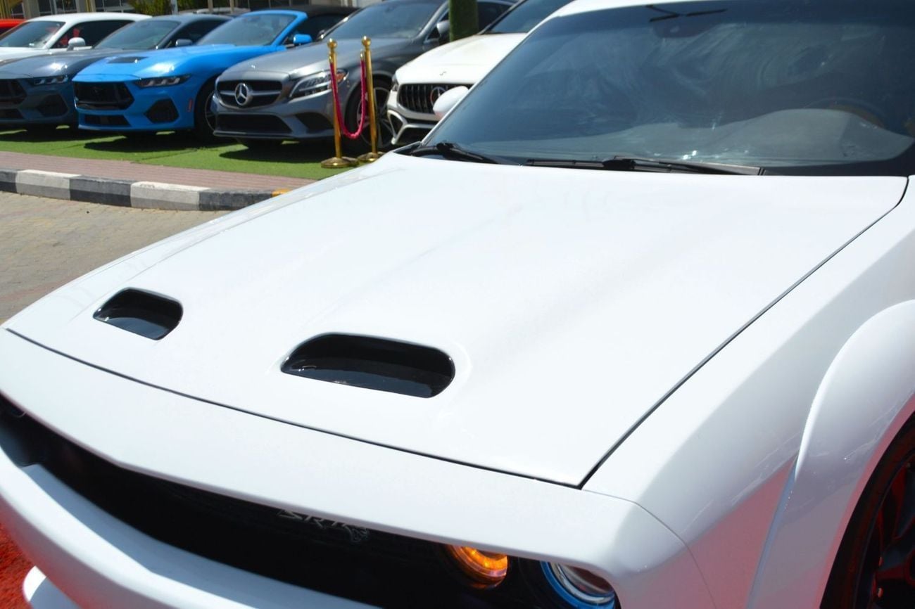 دودج تشالينجر SRT HELLCAT REDEYE WIDEBODY R/T Scat Pack 6.4L SRT /6.4L SCAT BACK//SUN ROOF /WIDE BODY/ FULL OPTION