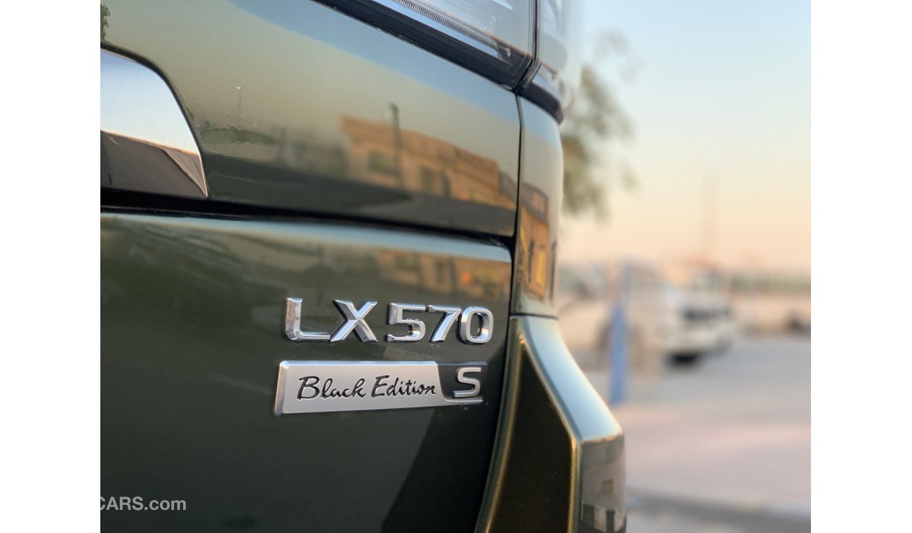 لكزس LX 570 ٥.٧ بلاك ايديشن موديل ٢٠٢١