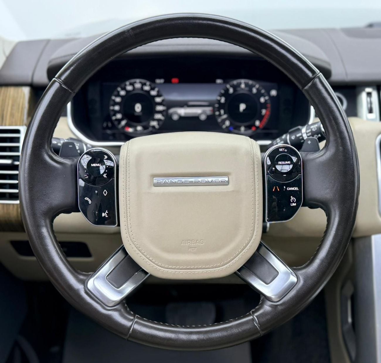 لاند روفر رينج روفر 2019 Range Rover Vogue HSE, Warranty, Full Service History, Excellent Condition, GCC