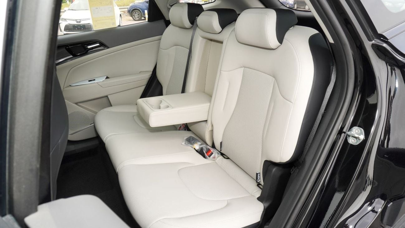 كيا سبورتيج 2025 Kia Sportage Luxury | 1.5L Turbo | Black | Chinese Spec (Export)