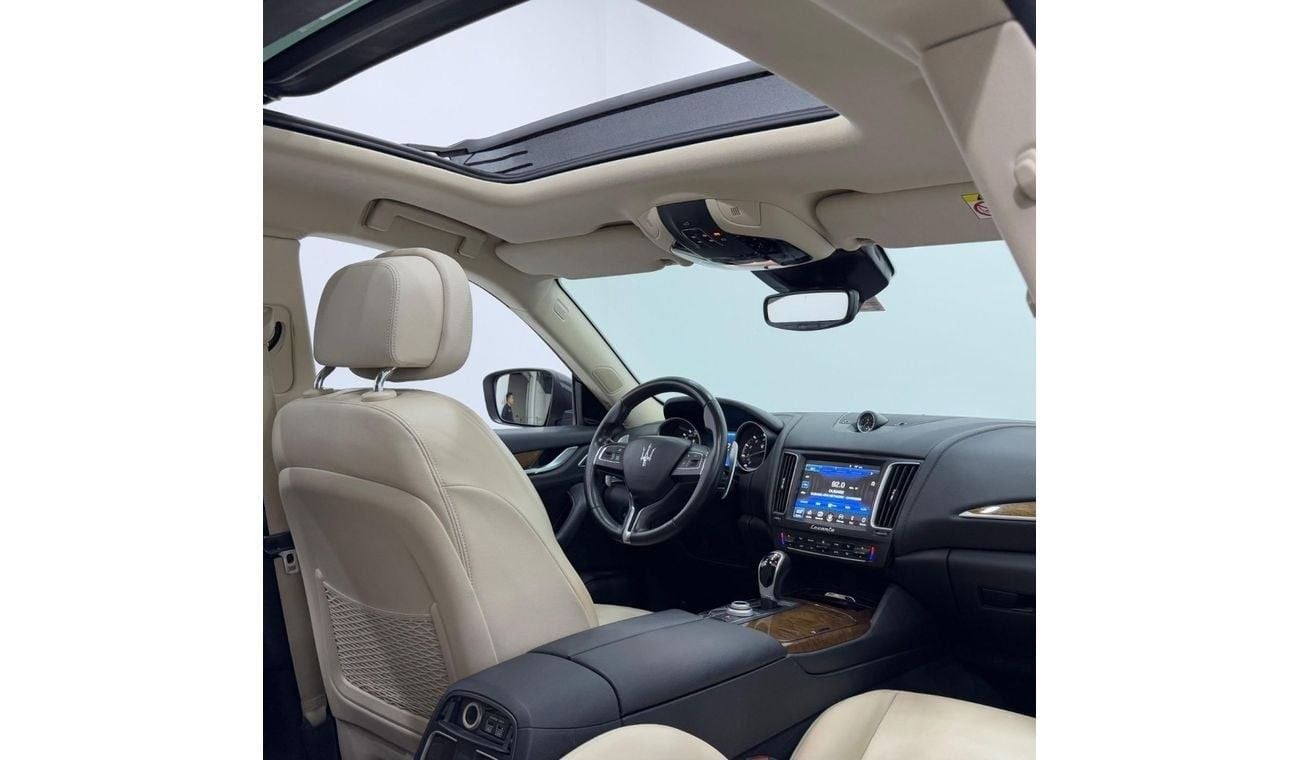 Maserati Levante SQ4 3.0L (430 HP) 2017 Maserati Levante SQ4, Warranty, Full Service History, Excellent Condition, GC