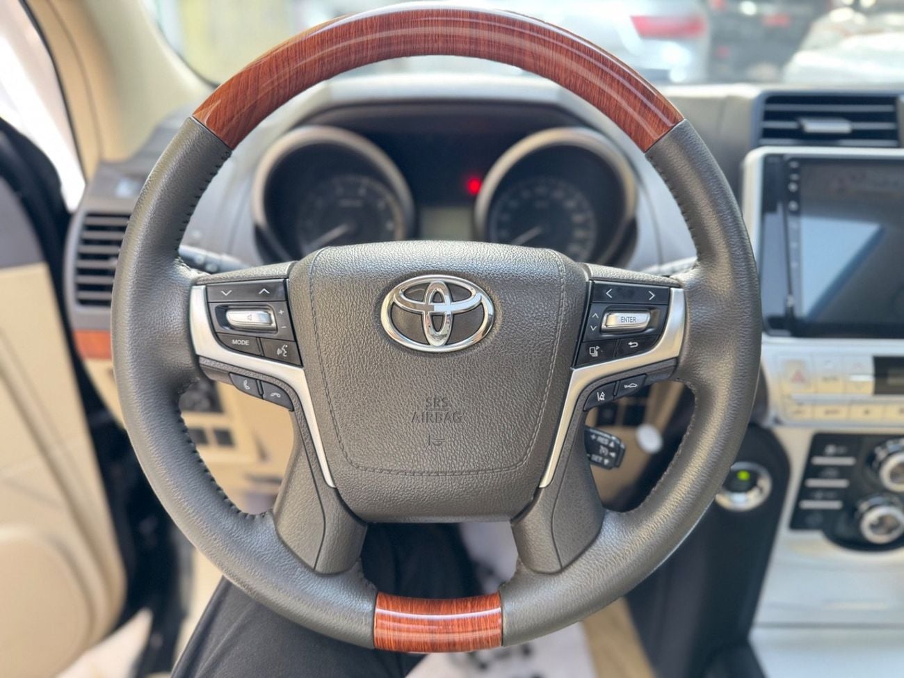 تويوتا برادو VXR