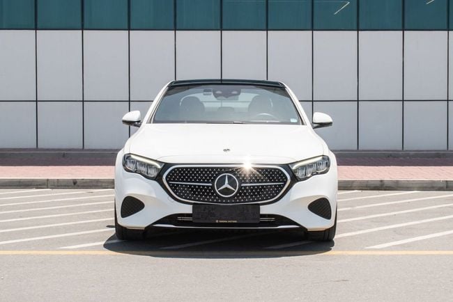 Mercedes-Benz E-Class, миниатюра 18