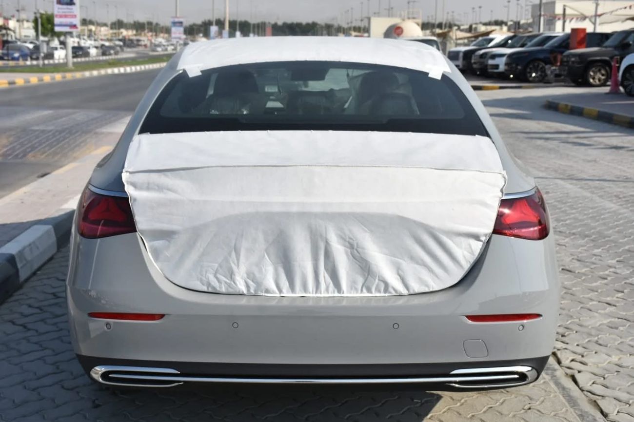 Mercedes-Benz E200 Zero km