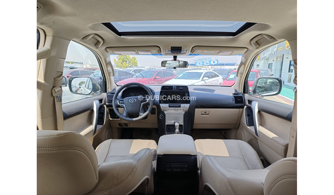 تويوتا برادو VXR / V6 / 4.0L / FULL OPTION / LOW MILEAGE (LOT # 44749)