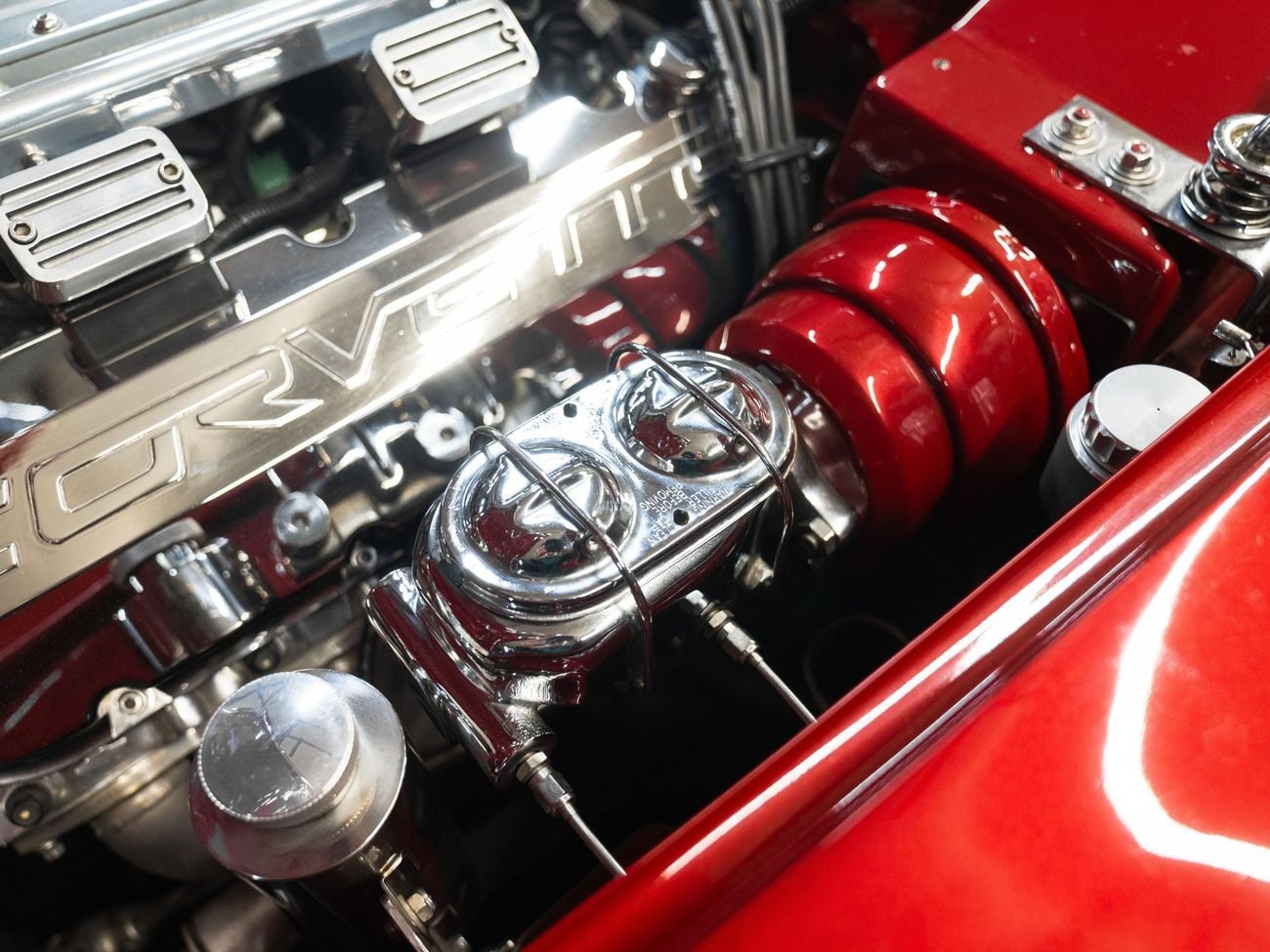 شيفروليه كورفت Stingray GM502 Hogan Intake 5 Speed Pro Touring Restomod