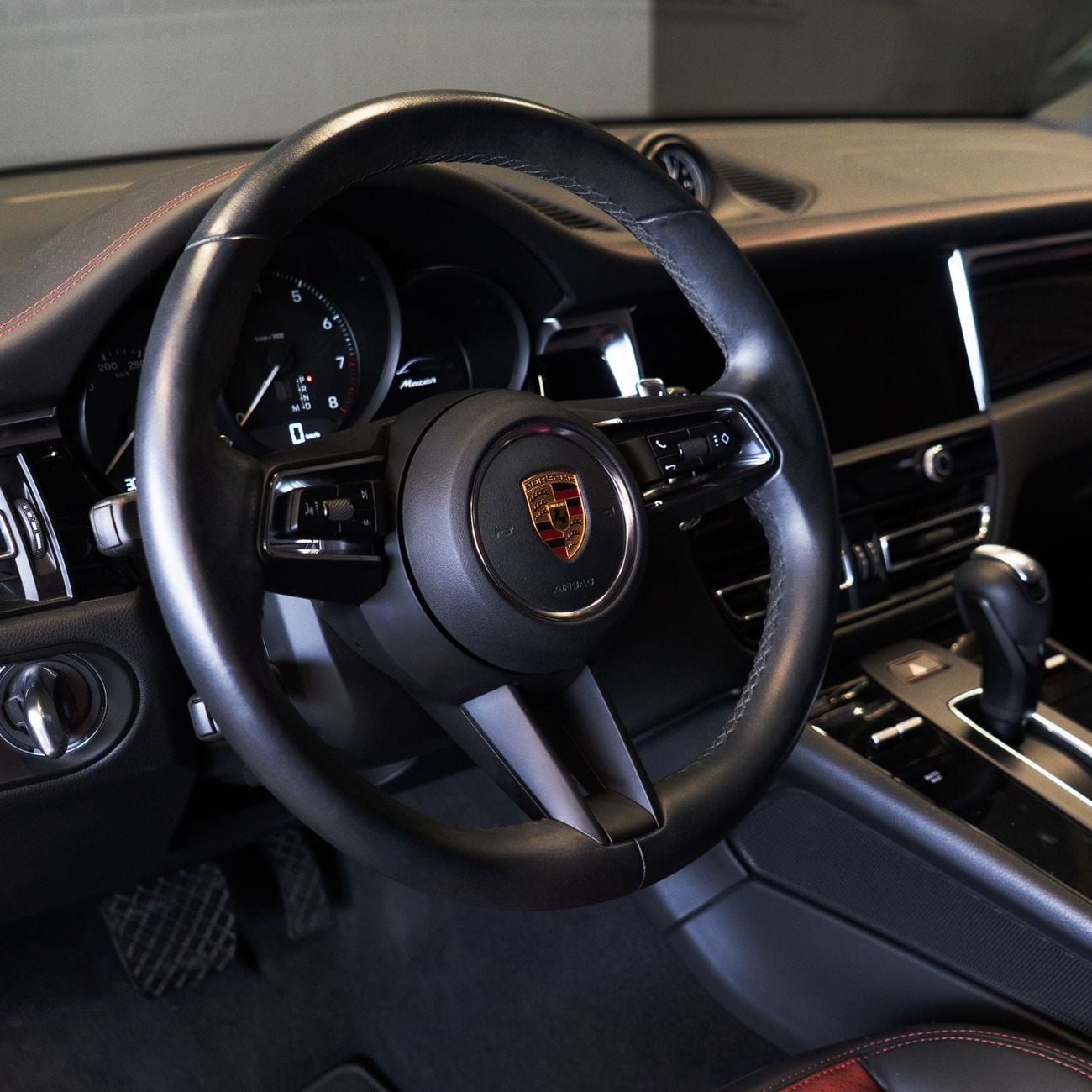 بورش ماكان Std 2.0L (260 HP)