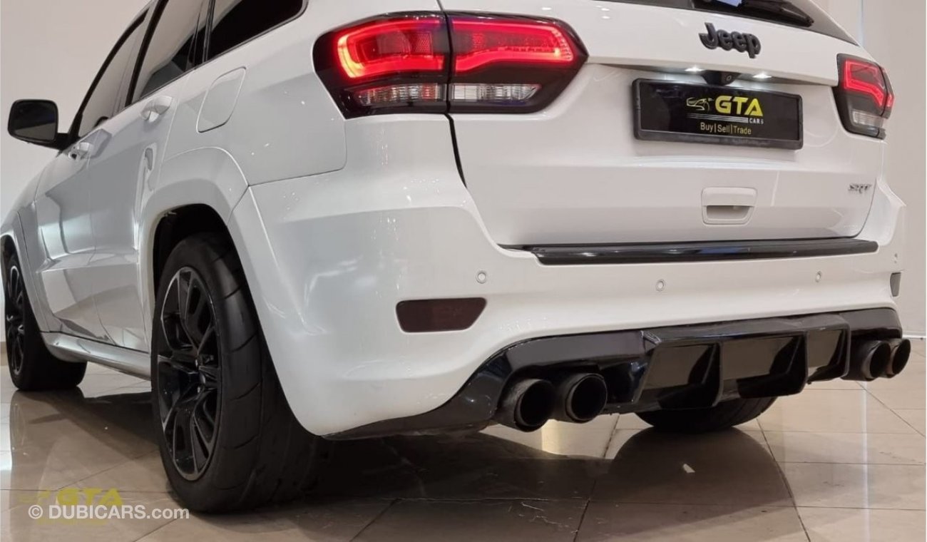 جيب جراند شيروكي 2015 Jeep Grand Cherokee SRT Supercharged 1000bhp, Service History, Low KMs, GCC