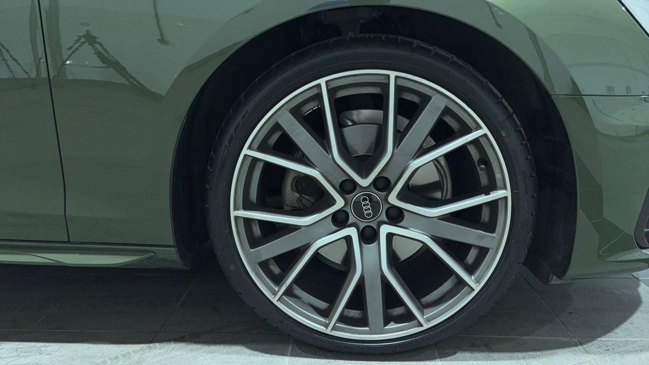 أودي A4 2023 TFSI QUATTRO S LINE | AED 1672/Month | 0 DP | 30 Day Return | Warranty
