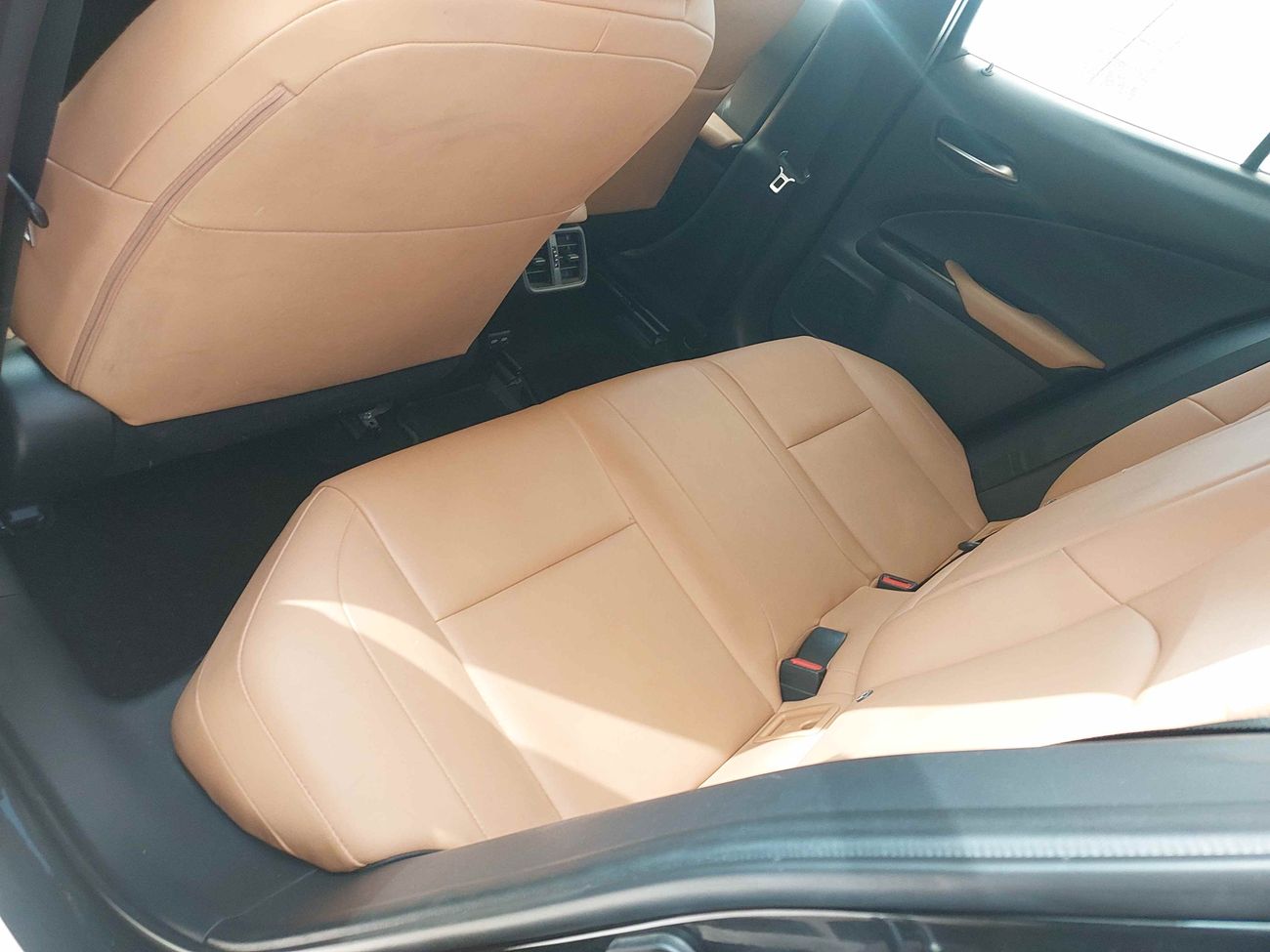 لكزس UX 200 PREMIER 2 | بدون دفعة مقدمة | اختبار القيادة في المنزل