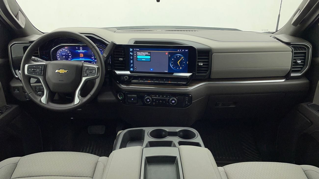 شيفروليه سيلفارادو 2024 LT | AED 2431/Month | 20% DP | 30 Day Return | Warranty