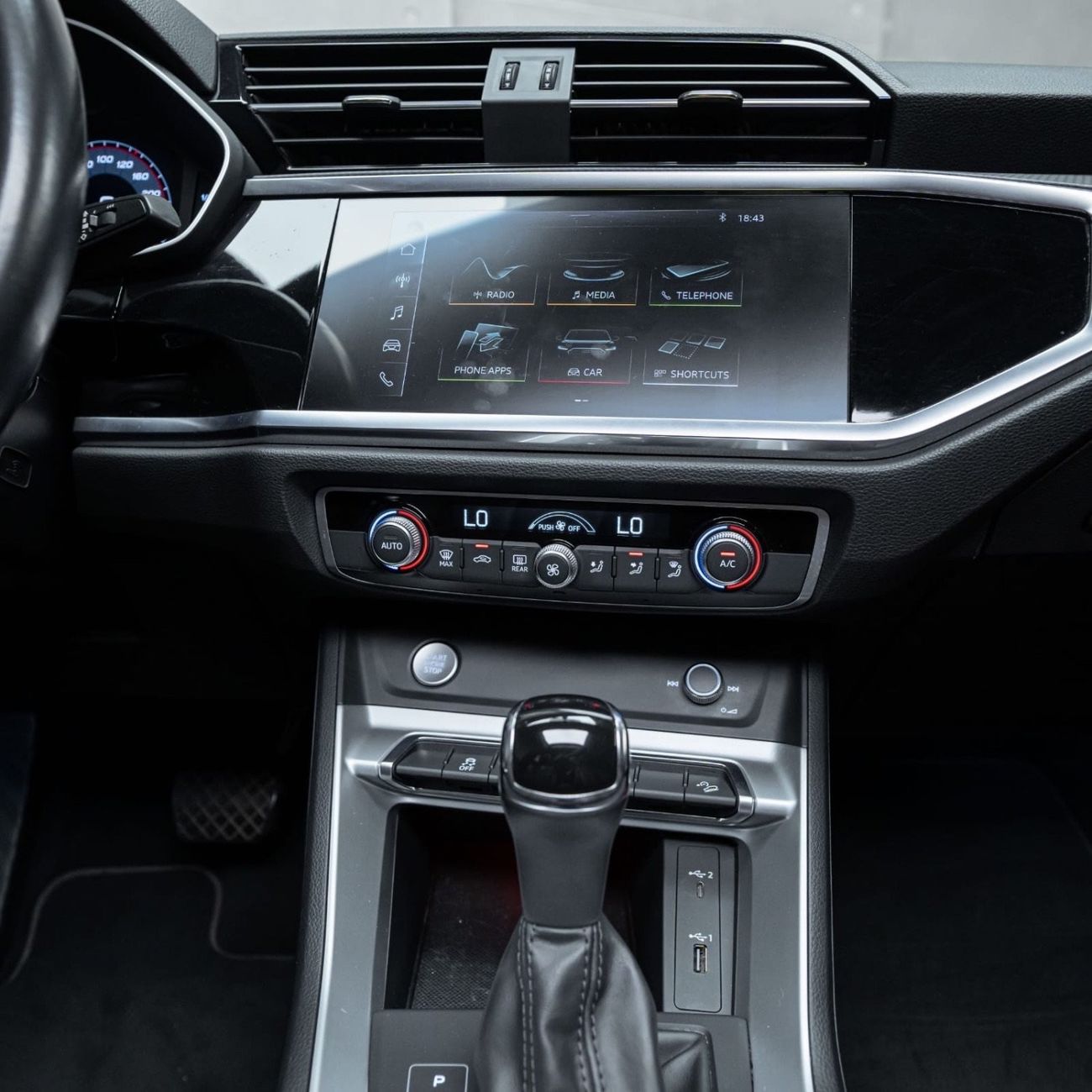 Audi Q3 35 TFSI | GCC Specs | Full Options | Warranty Available