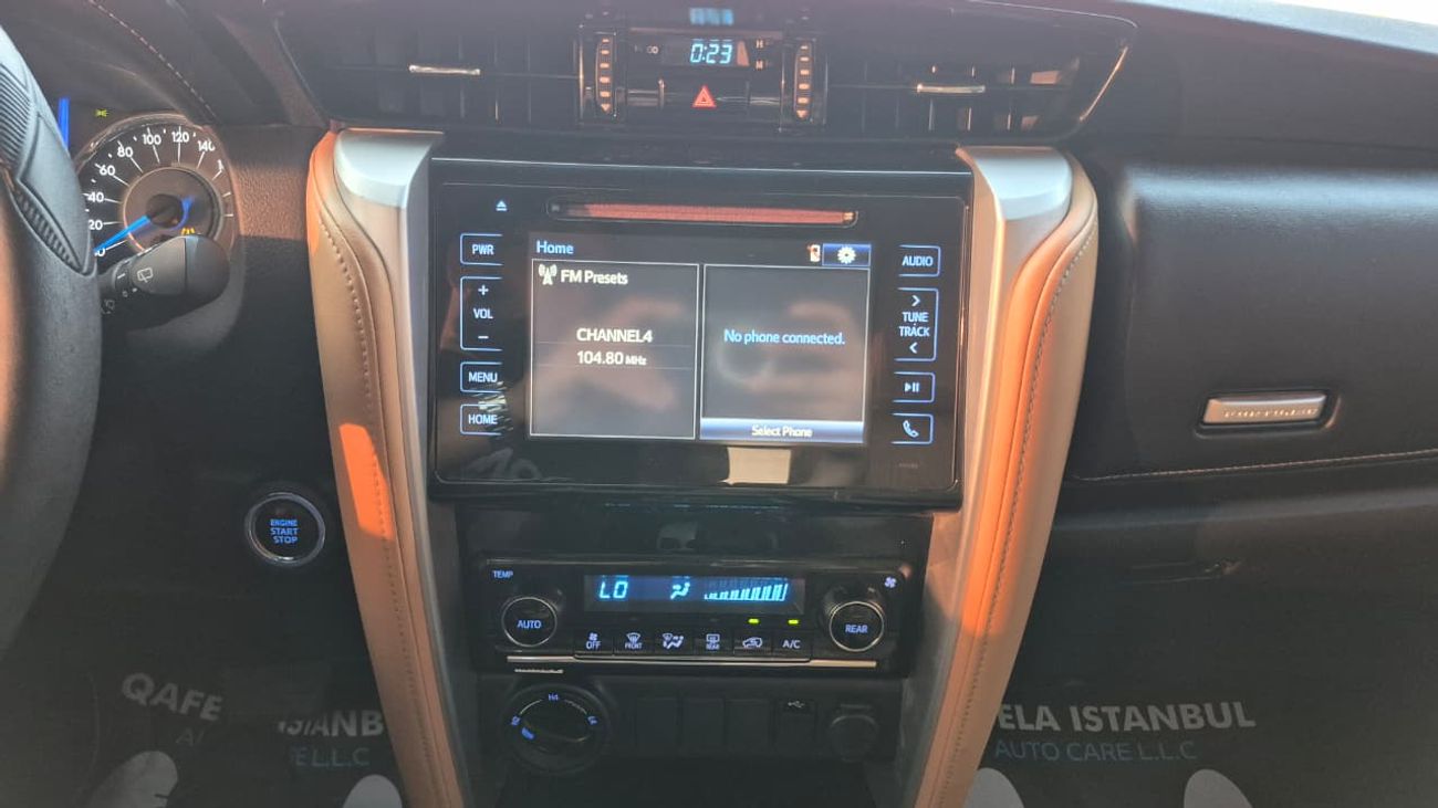 Toyota Fortuner GXR 4.0L (278 HP)