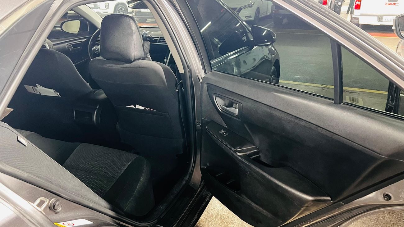 Toyota Camry SE 2.4L