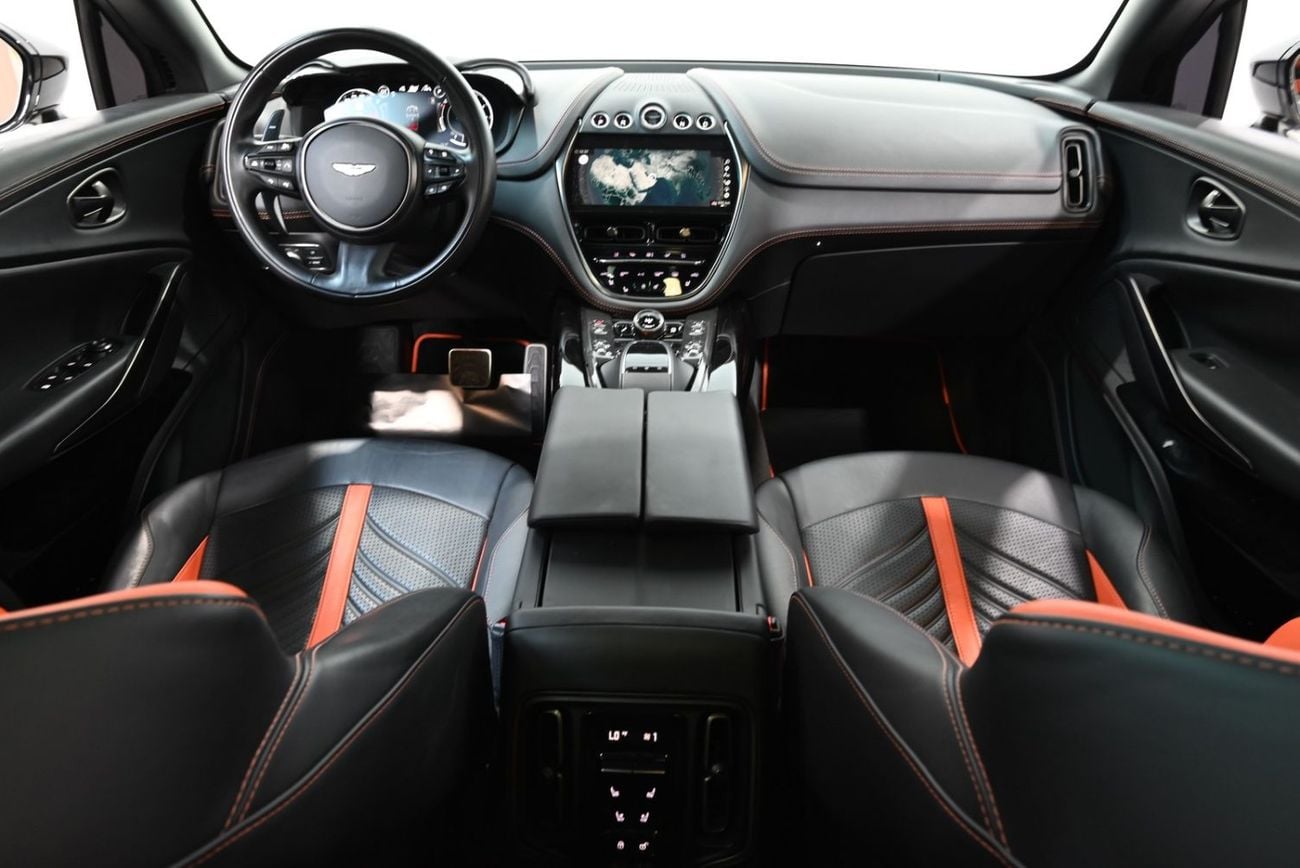 Aston Martin DBX 707 2023 Aston Martin DBX 707, Service History, 1 Year Warranty