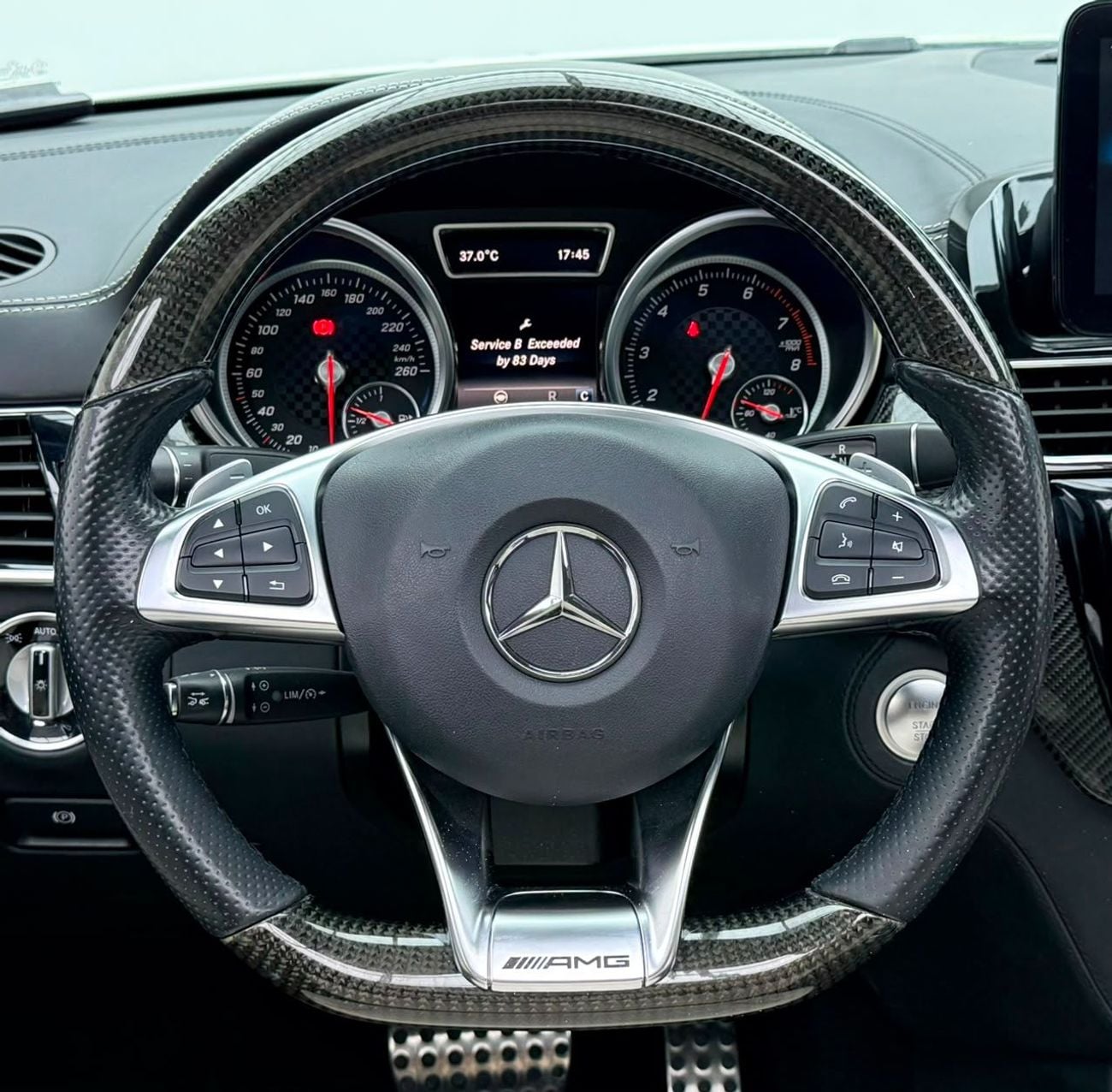 مرسيدس بنز GLE 43 AMG STD 2017 Mercedes Benz GLE43 AMG 4MATIC Coupe, Carbon Fiber Interior, Fully Loaded, Excellent Condition