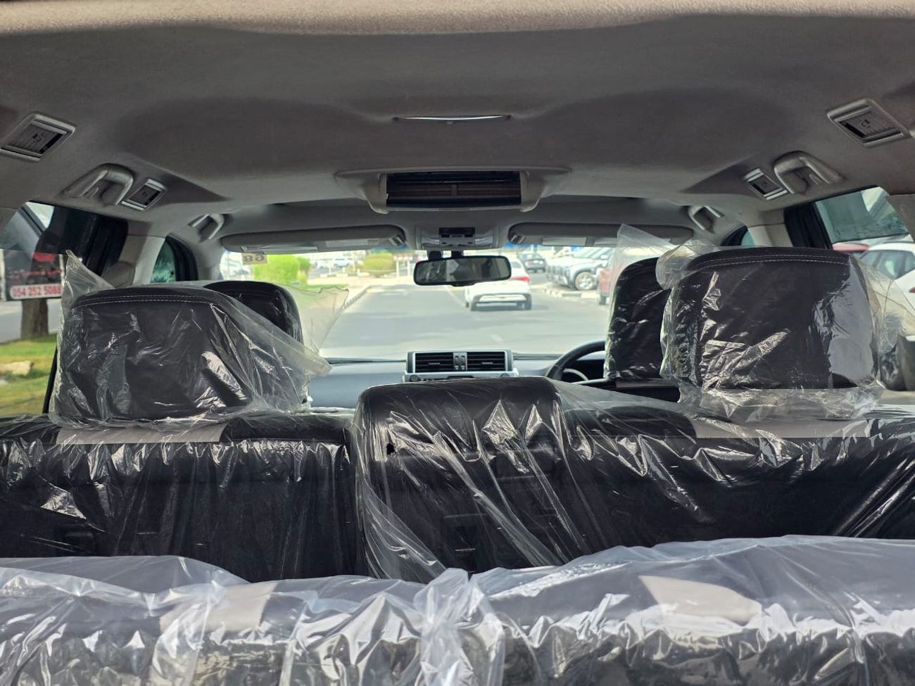 Toyota Prado 2022 shape ,diesel 3.0 liter right hand drive auto transmission