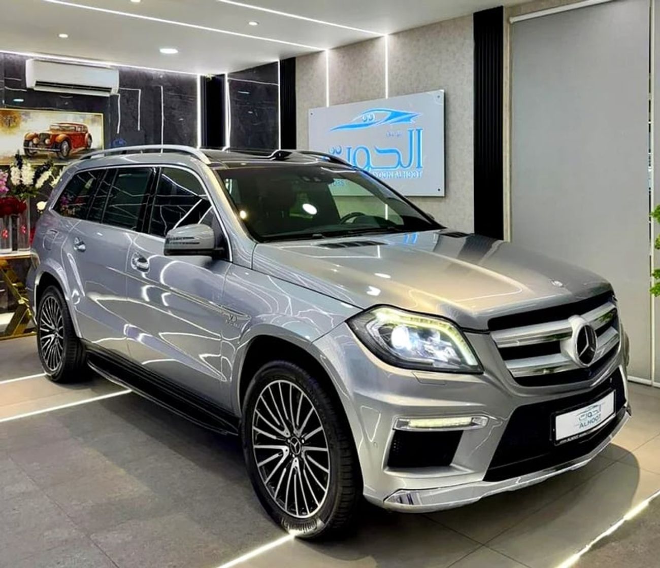 Mercedes-Benz GL 500 BEAUTIFUL MERCEDES GL500 V8 || TOP RANGE || CHASSIS ACCIDENTS FREE || GCC || 7 SEATS