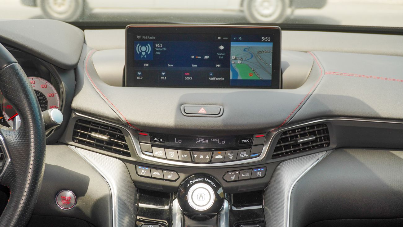 أكيورا TLX TYPE S