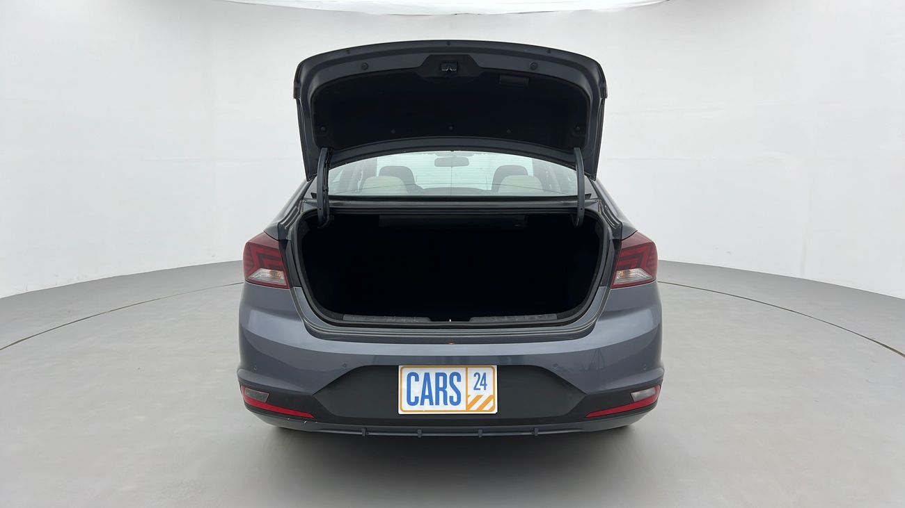 Hyundai Elantra 1600