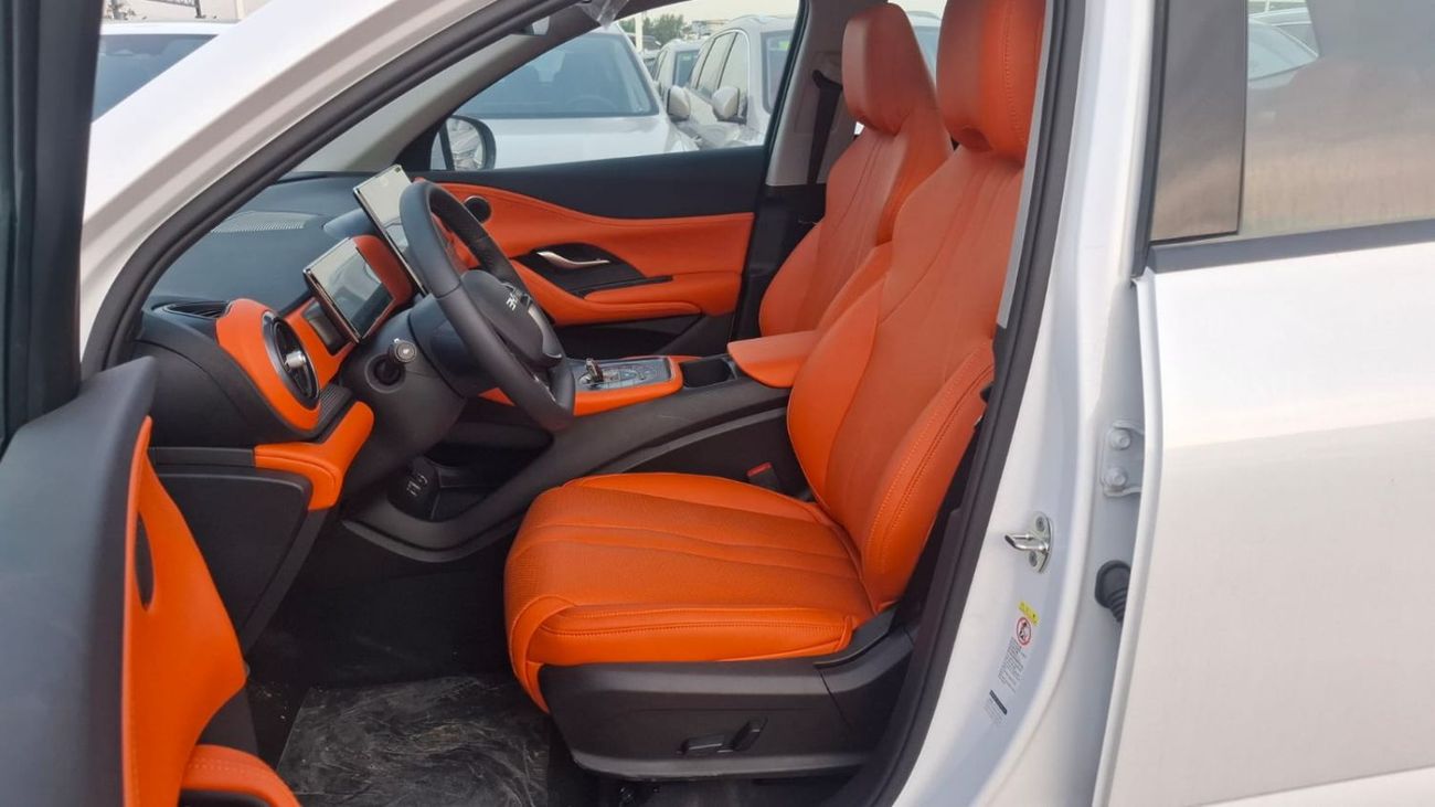 BYD Sealion 05 2025 BYD SEALION 05 DM-i (PHEV) SUV