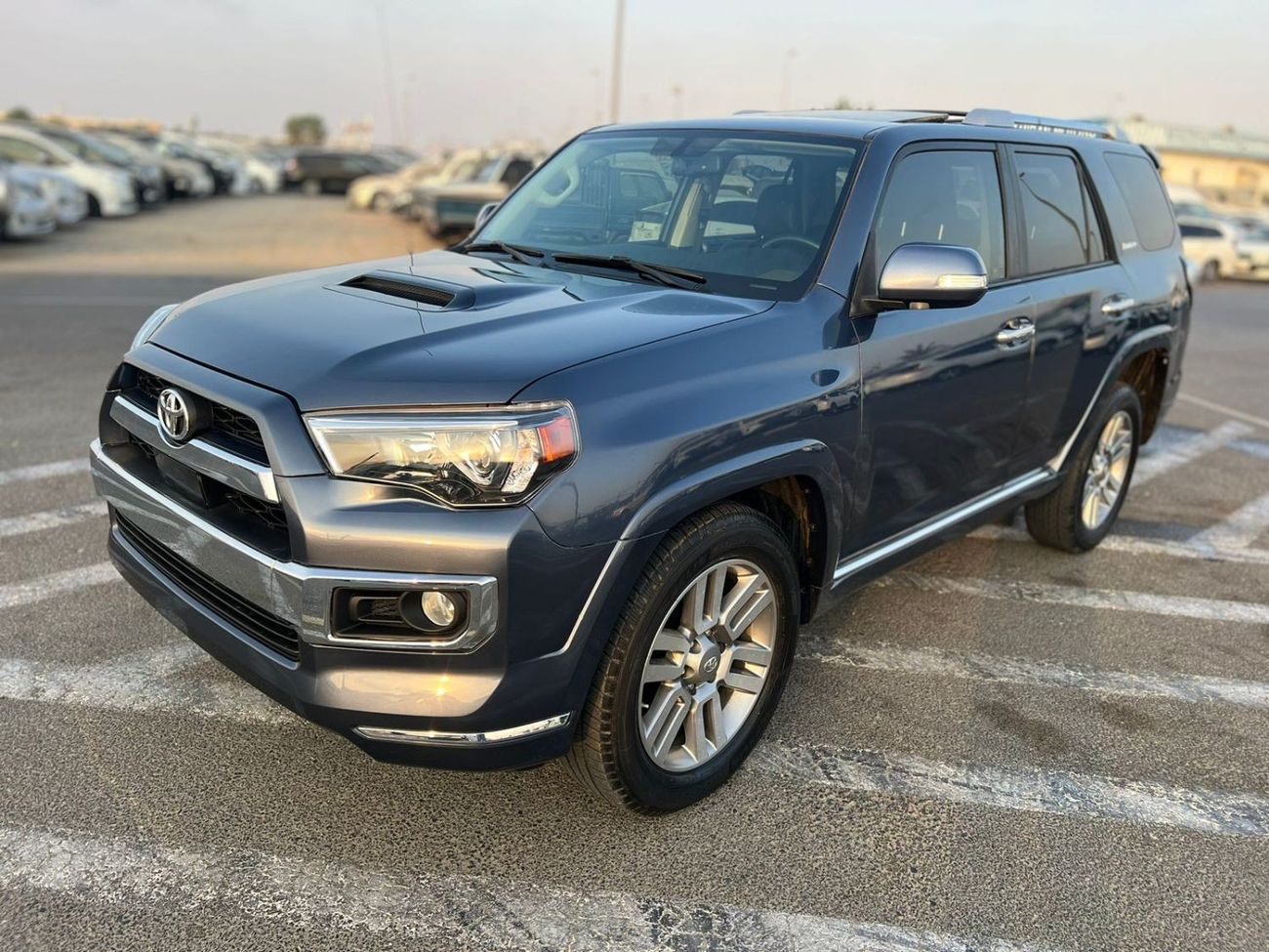 تويوتا Runner4 2013 TOYOTA 4RUNNER LIMITED FULL OPTION - 4.0L V-6 DOHC, VVT,PUSH START - LEATHER ELECTRIC SEATS
