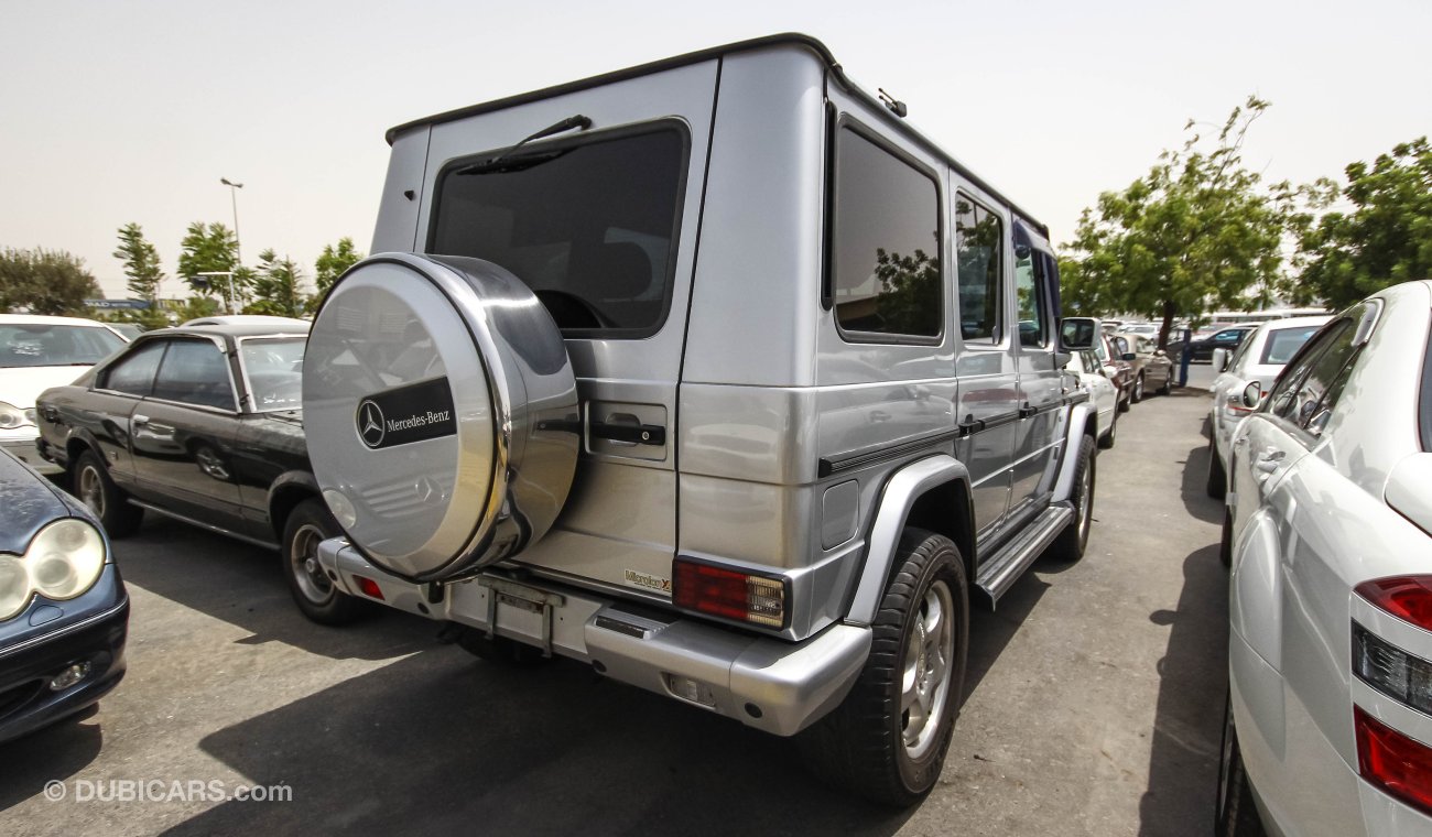 Mercedes-Benz G 500