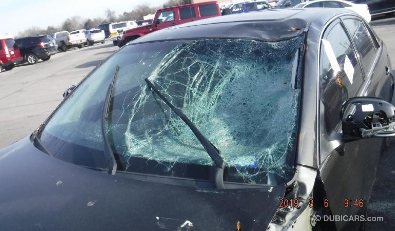 Toyota Avalon Damage car