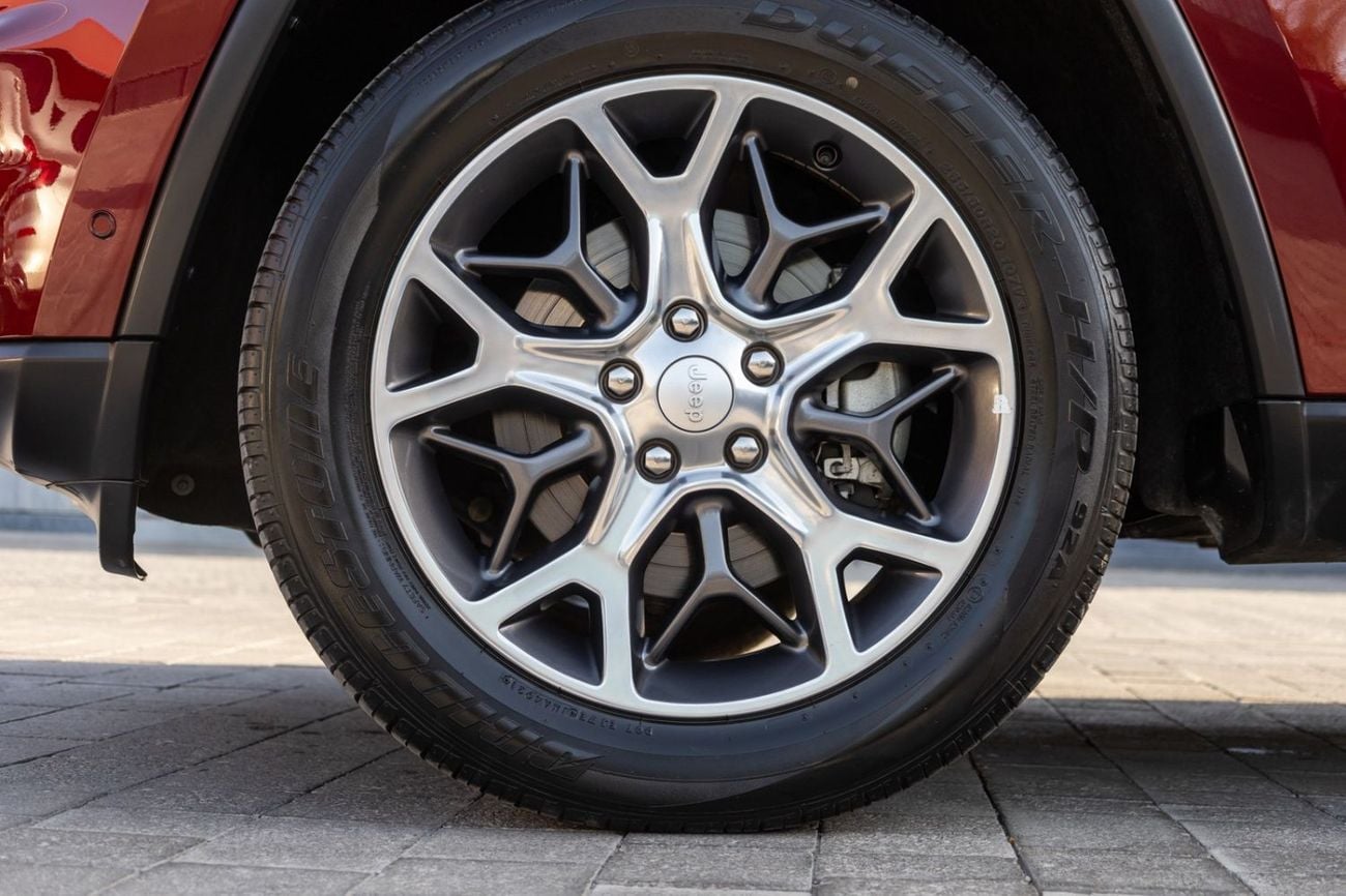 Jeep Grand Cherokee Jeep Grand Cherokee Limited (LOW MILEAGE) 2020 GCC | Warranty for 1,469.00 AED monthly