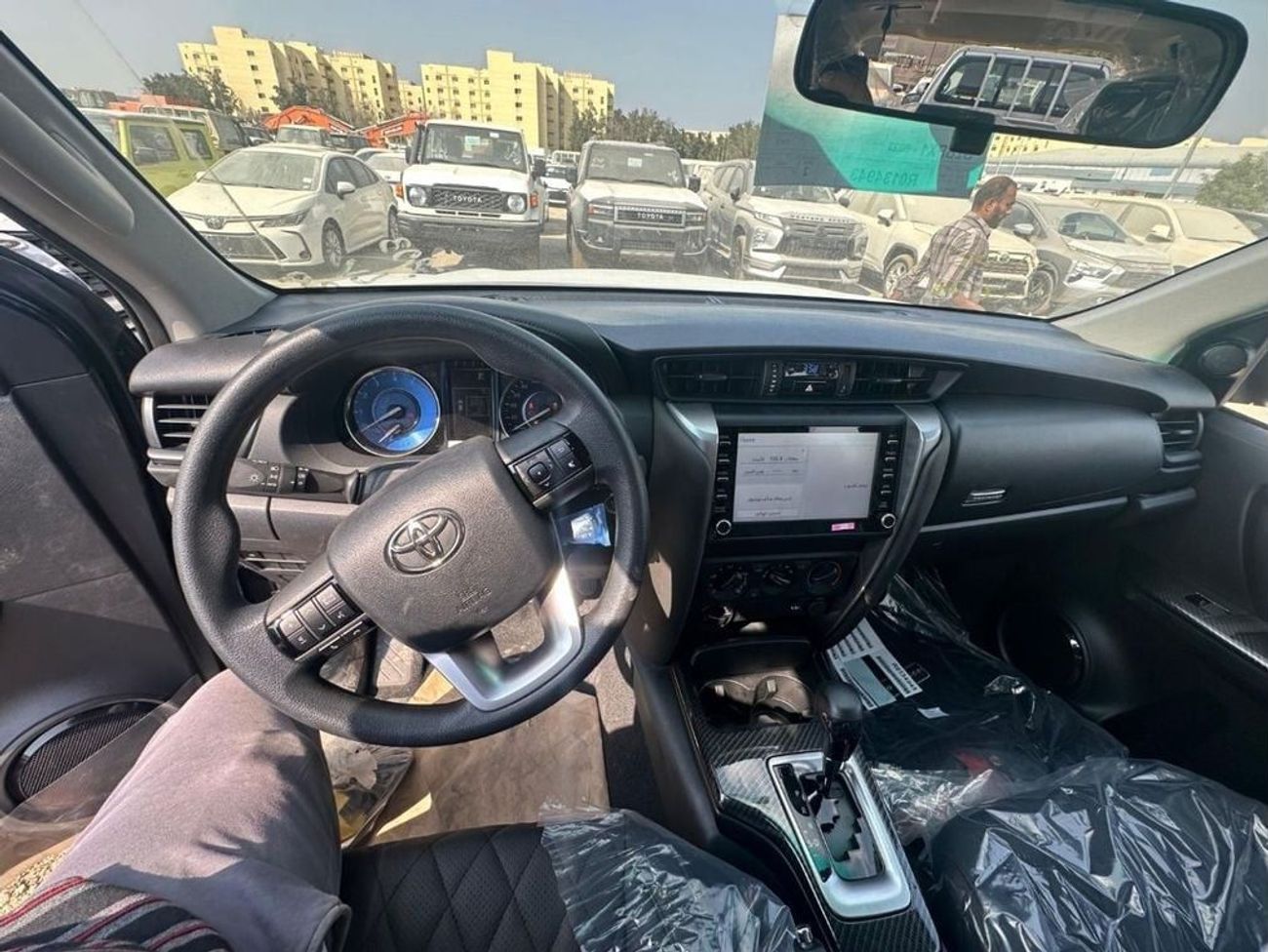 تويوتا فورتونر 2.7L VX 4WD Petrol