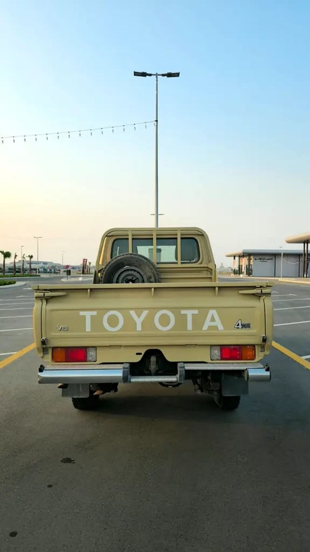 Toyota Land Cruiser 70 LC79 STANDARD LC 79 Base GCC Specs
