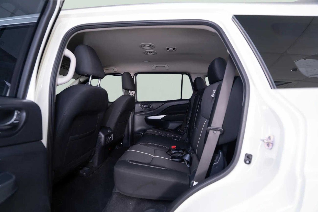 Nissan XTerra Titanium 2.5L RWD TITANIUM 2.5