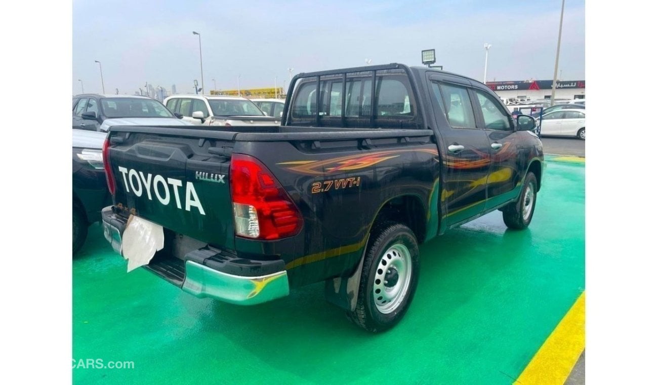 Toyota Hilux 2.7 L // 4X4 // BASIC OPTION // 2023