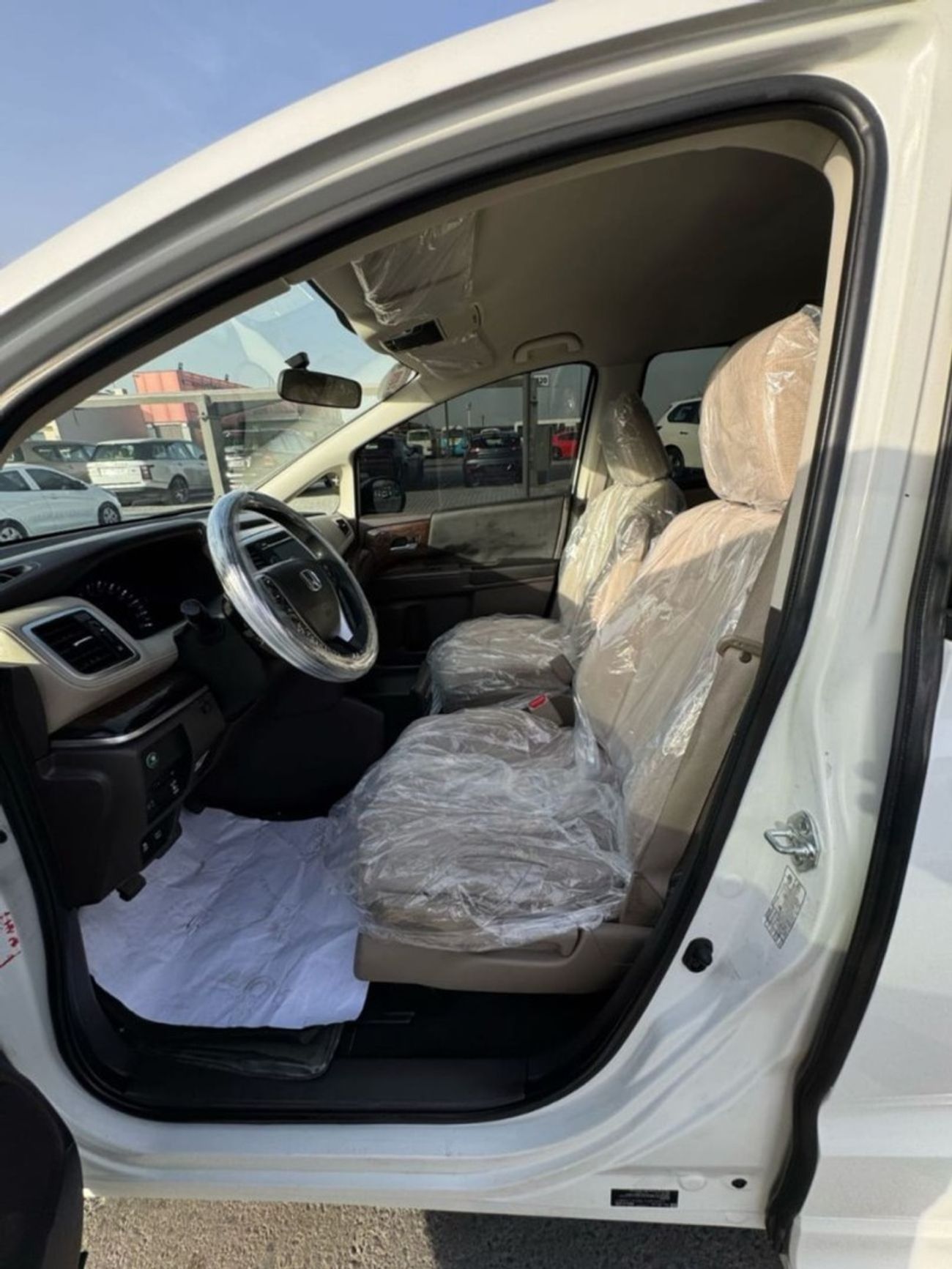 Honda Odyssey J in excellent condition and requires no expenses