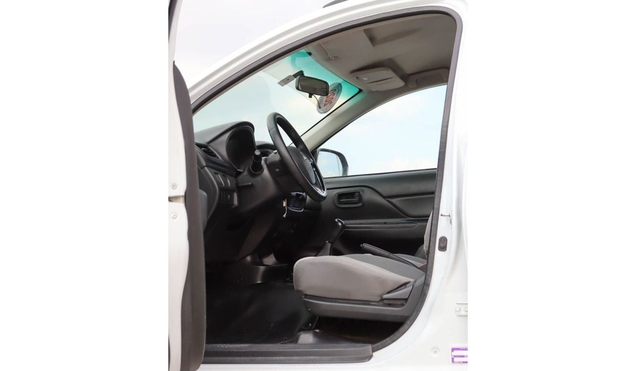 ميتسوبيشي L200 GL 2.4L (128 HP) Double Cab Utility Mitsubishi L200 2.4 L RWD 2020 GCC accident-free in excellent co