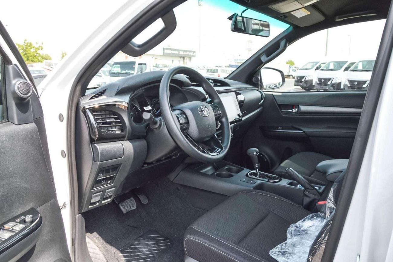 Toyota Hilux ADVENTURE 4.0L 4WD PETROL PICKUP 2026