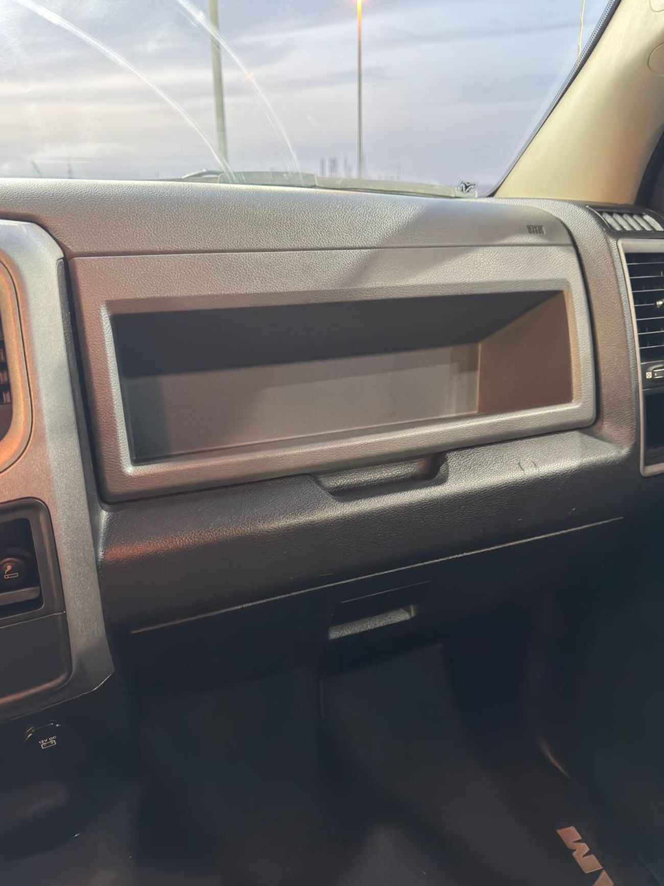 دودج رام فان