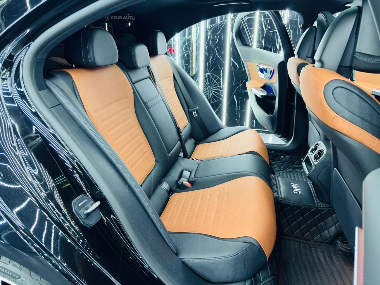 Mercedes-Benz C 200 2025 Mercedes Benz C200 AMG, Dec 2029 Mercedes Warranty, Very Low Kms, Excellent Condition, GCC