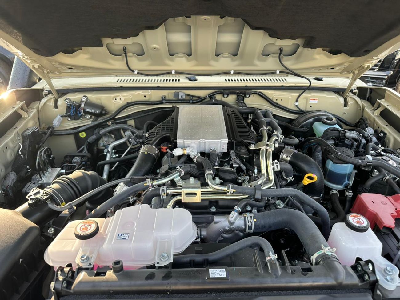 تويوتا لاند كروزر بيك آب Toyota Land Cruiser DC 2.8L DSL. MT 2025 Model Beige GCC