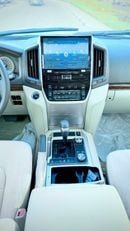 Toyota Land Cruiser 2018 Model GXR Diesel Engine V8 Full Option Very Clean and Perfect Condition