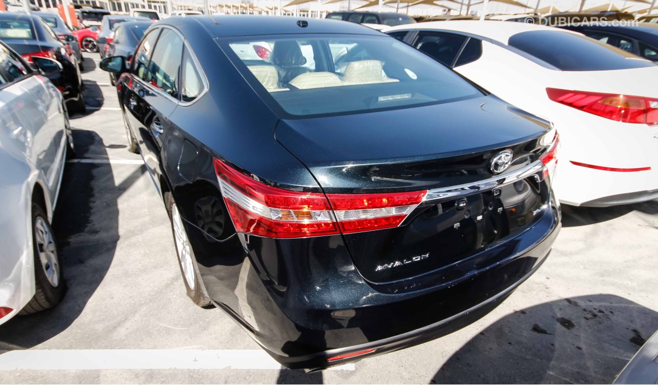 Toyota Avalon XLE