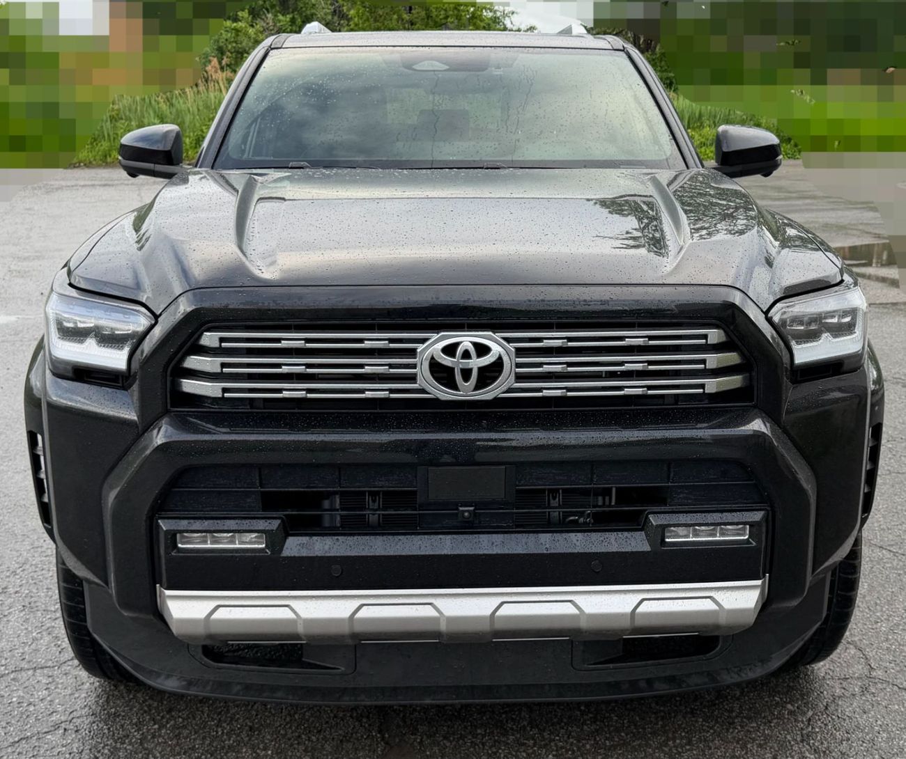 تويوتا فور رنر LIMITED 7-Seater 2.4L