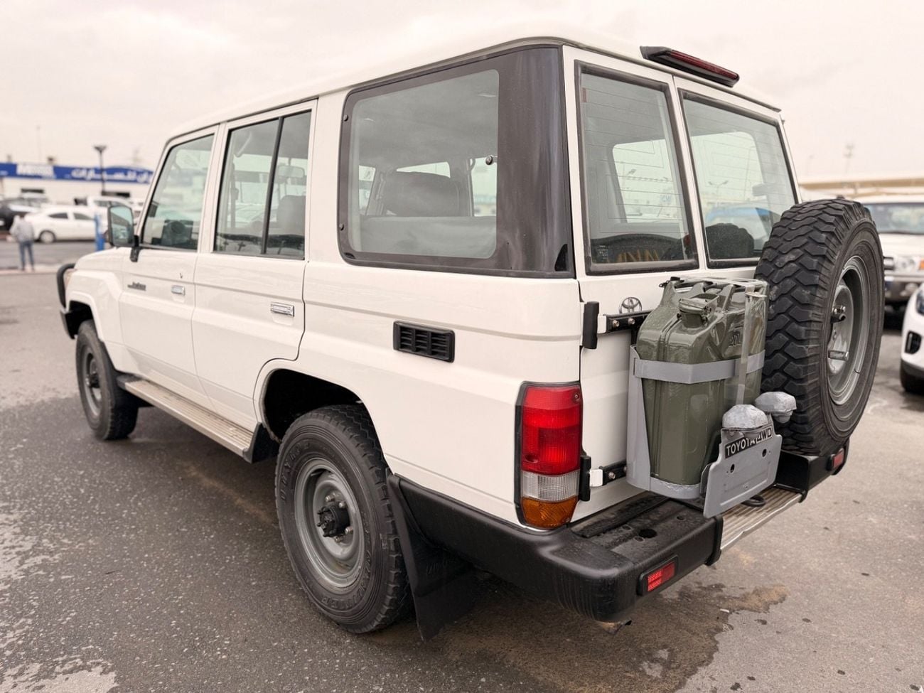 Toyota Land Cruiser 70