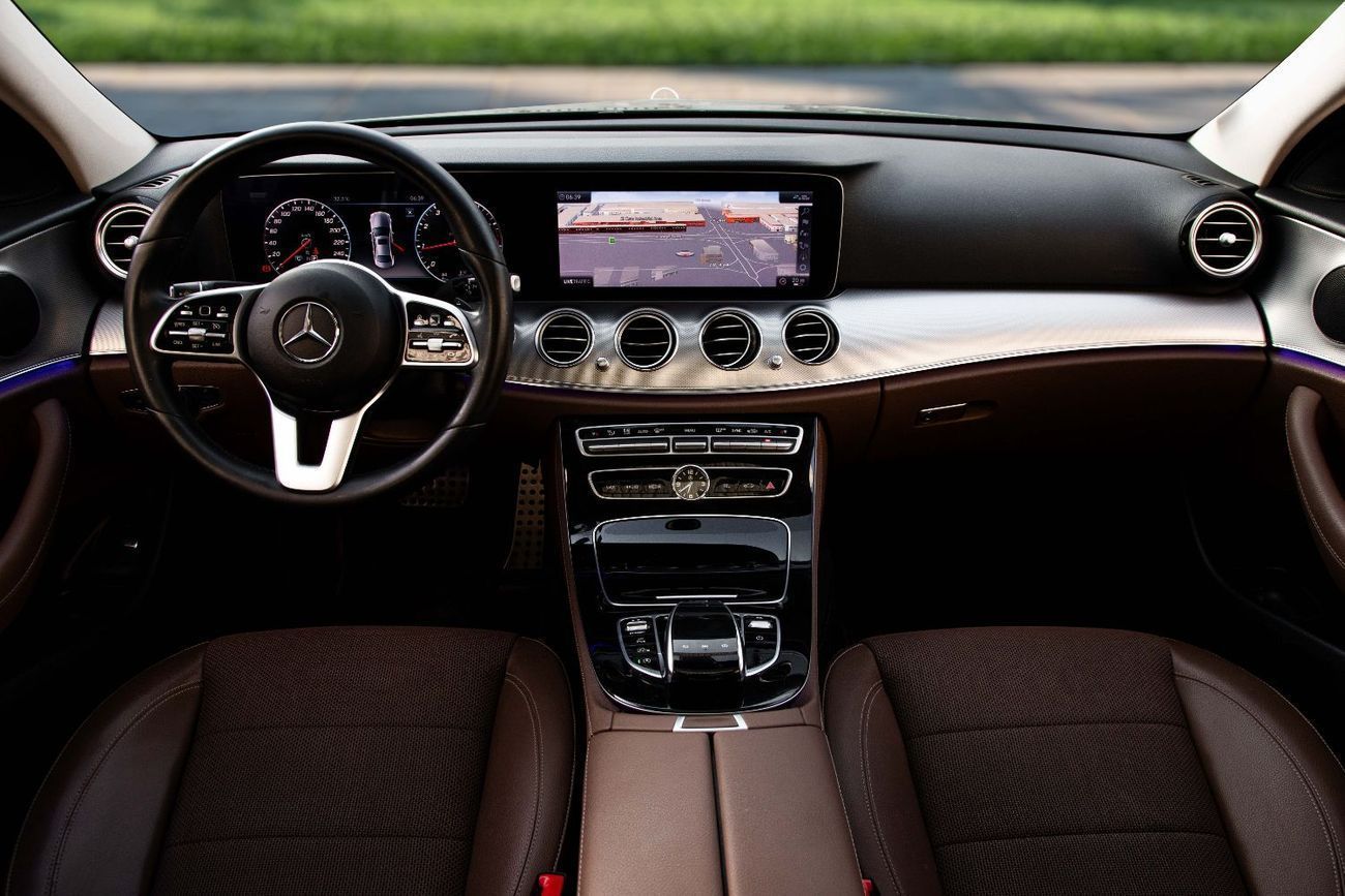 مرسيدس بنز E200 E200 | 2,487 P.M  | 0% Downpayment | ONE OWNER!