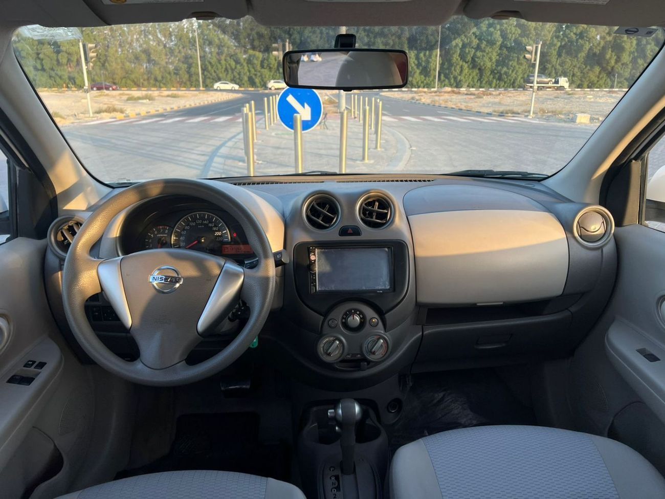 Nissan Micra SV 1.5L (100 HP)