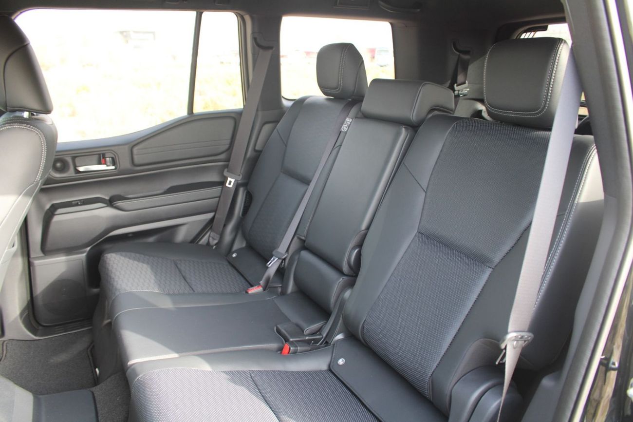 Toyota Prado BRAND NEW LAND CRUISER PRADO KAKADU ,28L ,DIESEL ,RIGHT HAND DRIVE