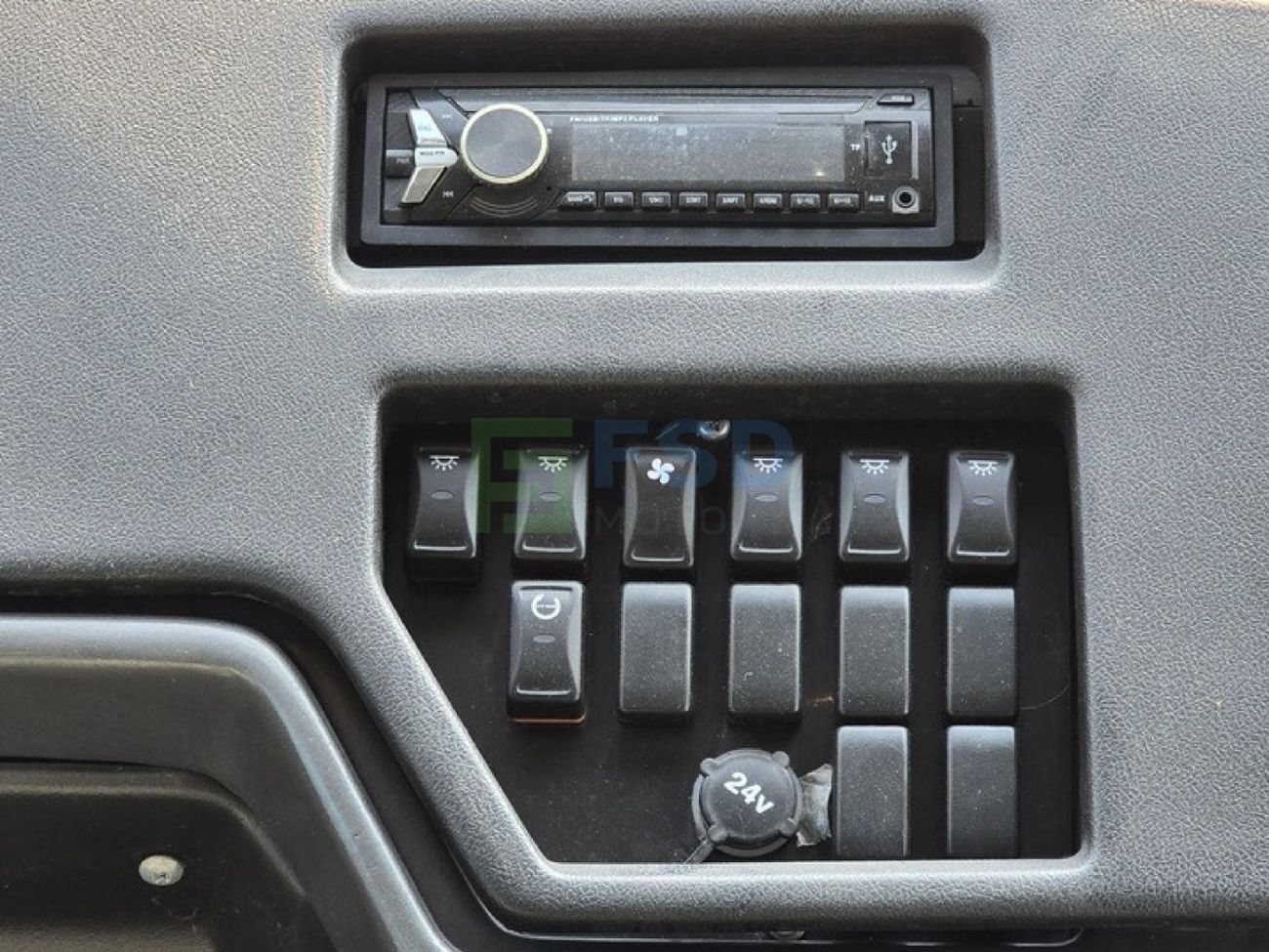 Eicher Skyline Eicher Skyline Pro MY-2025