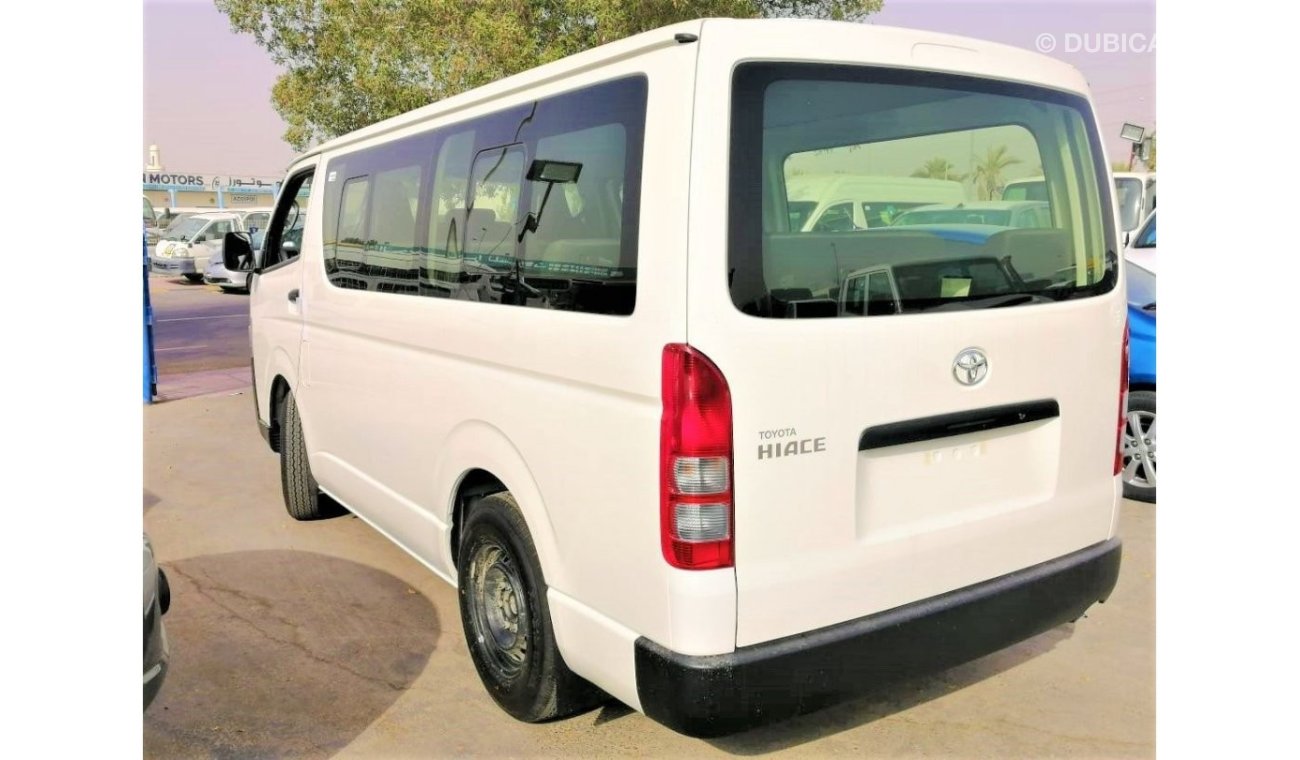 Toyota Hiace 13 seats