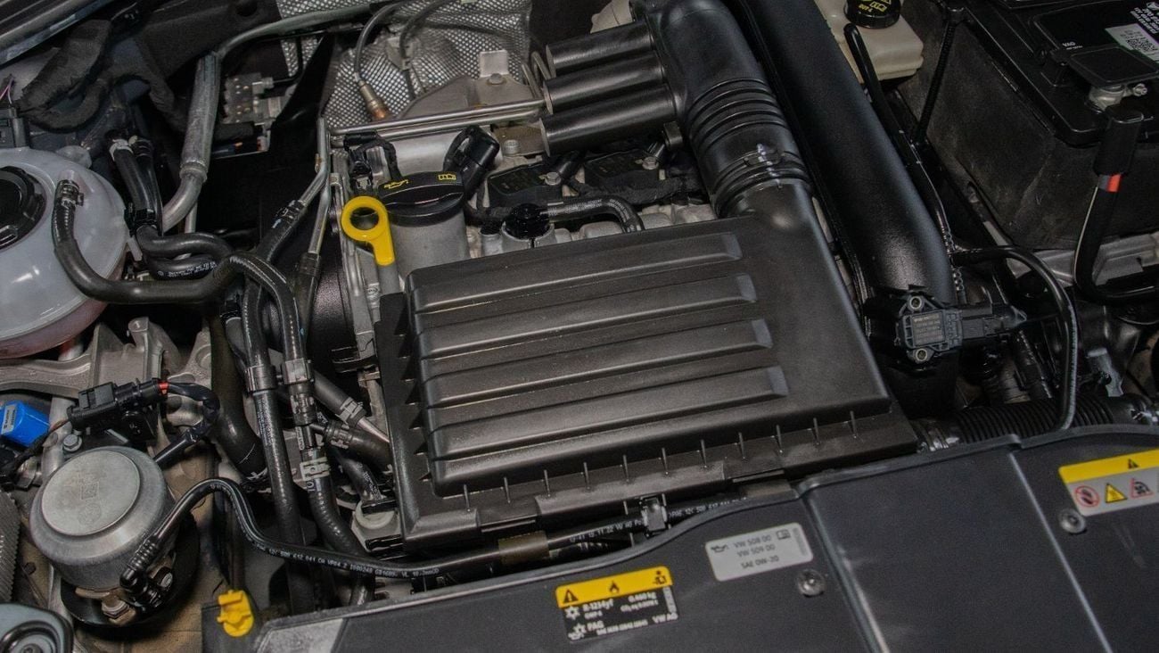 فولكس واجن T ROC R-line 1.4L