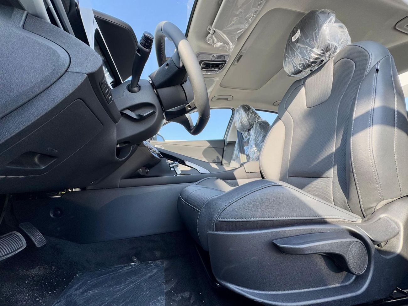 Hyundai Elantra Comfort 1.5L Petrol 2025 Export Price @ 44,000 AED